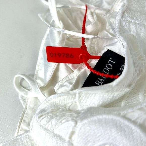 Lace Sheath Dress in White Size 12/XL Elegant Winter Soft Luxury Quiet Luxury - Picture 13 of 13